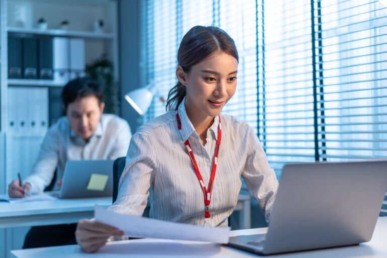An employee who is experiencing independent contract misclassification