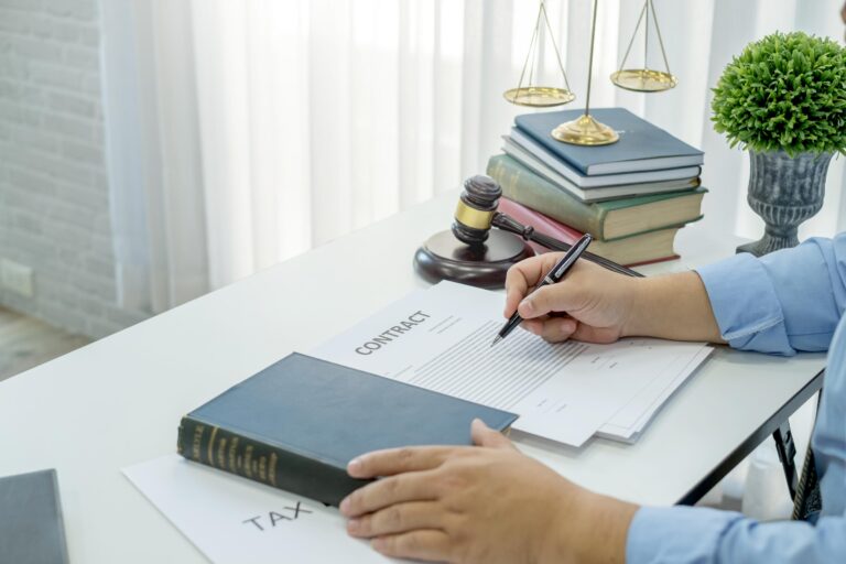 Employees can make a workplace complaint in California